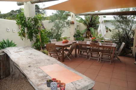 The spacious courtyard with ample room for your occasion